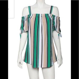 NEW CUTE Off Shoulder Blouse SMALL